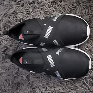 👟NWOT Big Girl Size 6 Rennis Shoes👟